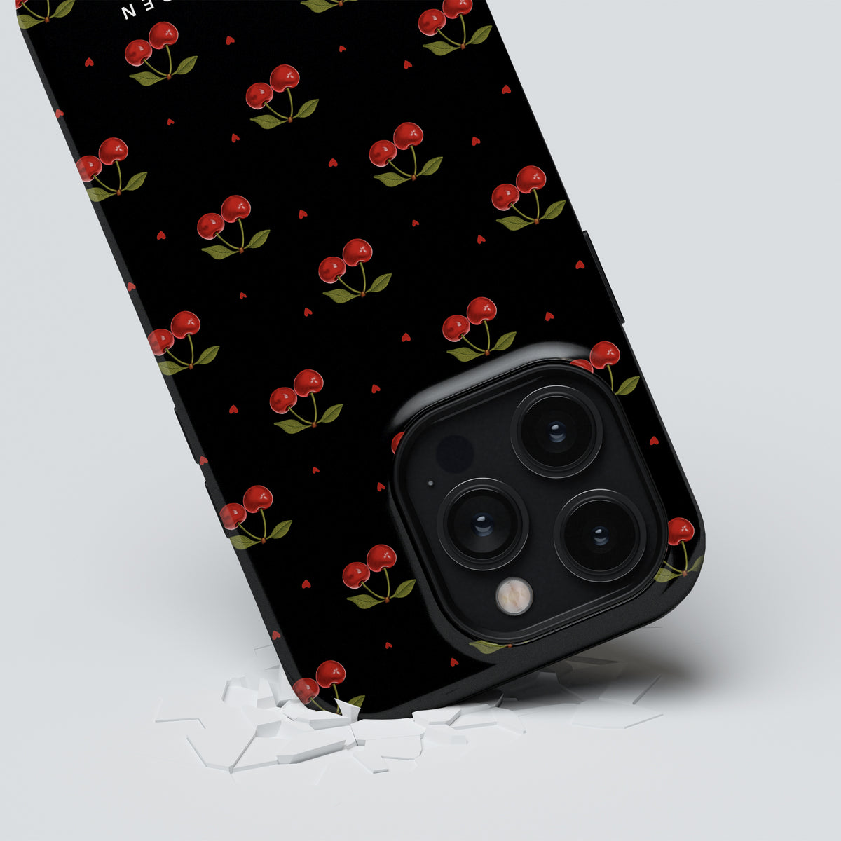 Cherry Black - Magsafe Tough Case - Roar Sweden